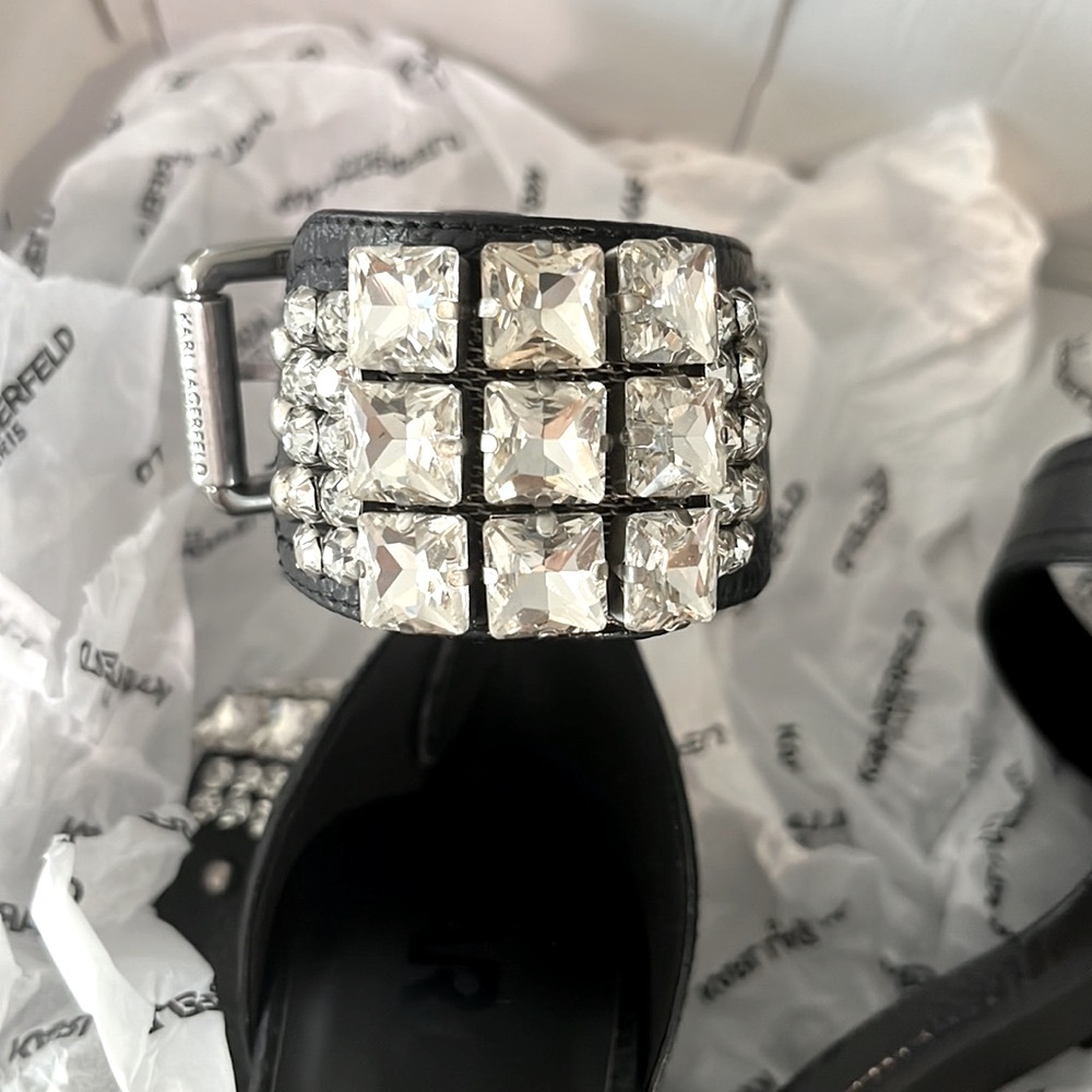 7.5M - Karl Lagerfeld Paris - Malinda Heels - Black